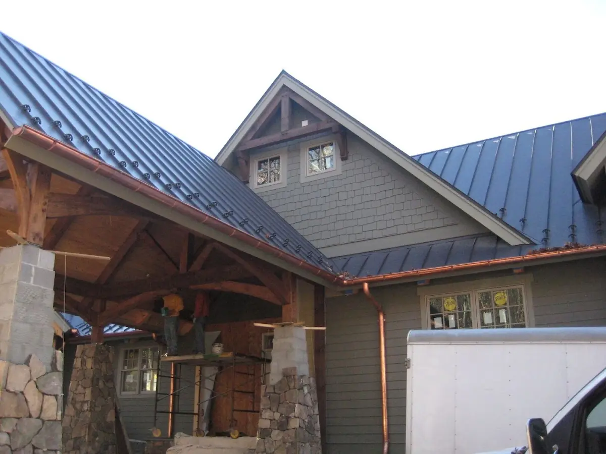 Craftsman Roofing team delivering quality roofing work in Westhollow